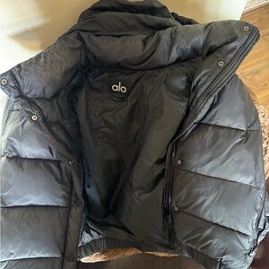 ALO Puffer Jacket